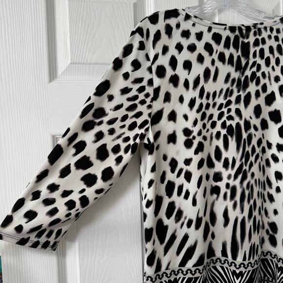 Easywear By Chico's Women's Leopard Print Long Sleeve Top Size 1. - Picture 15 of 16